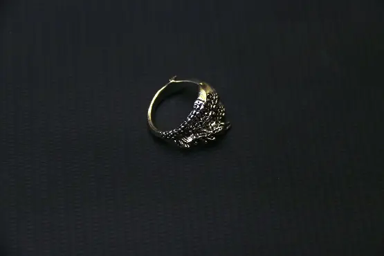 Claw ring 